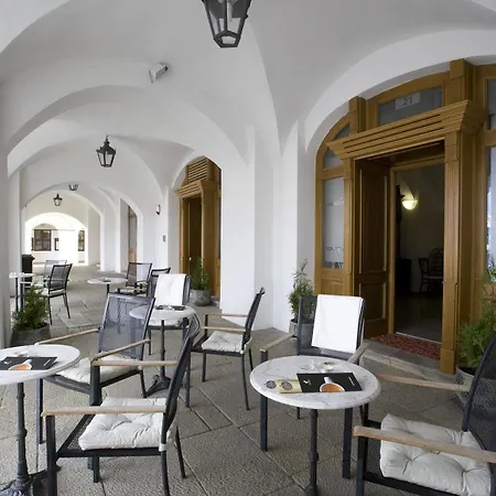 U Zlateho Kohouta 4* Kroměříž