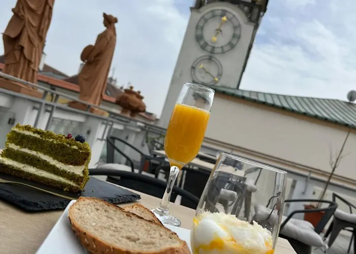 U Zlateho Kohouta Hotel 4*